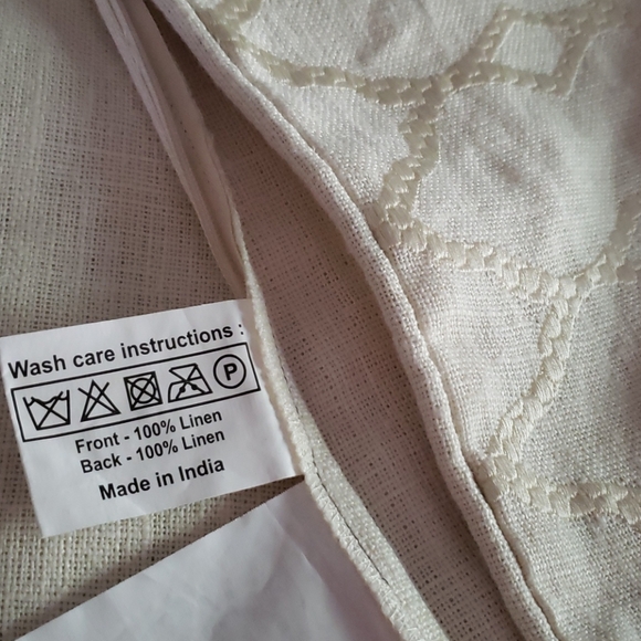 Surya 20 x 20 Ivory Pillow Cover - Picture 5 of 5